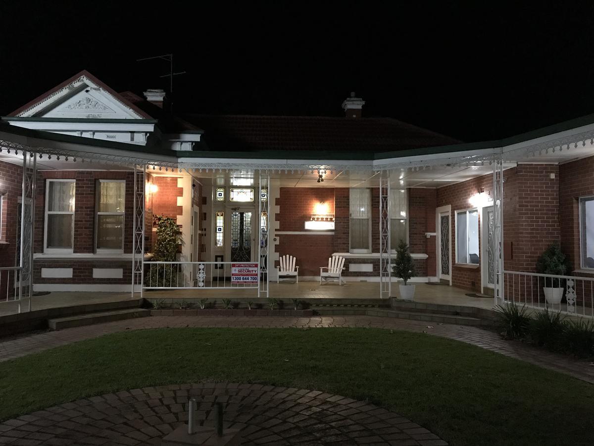 Billabong Wangaratta Motel Bagian luar foto